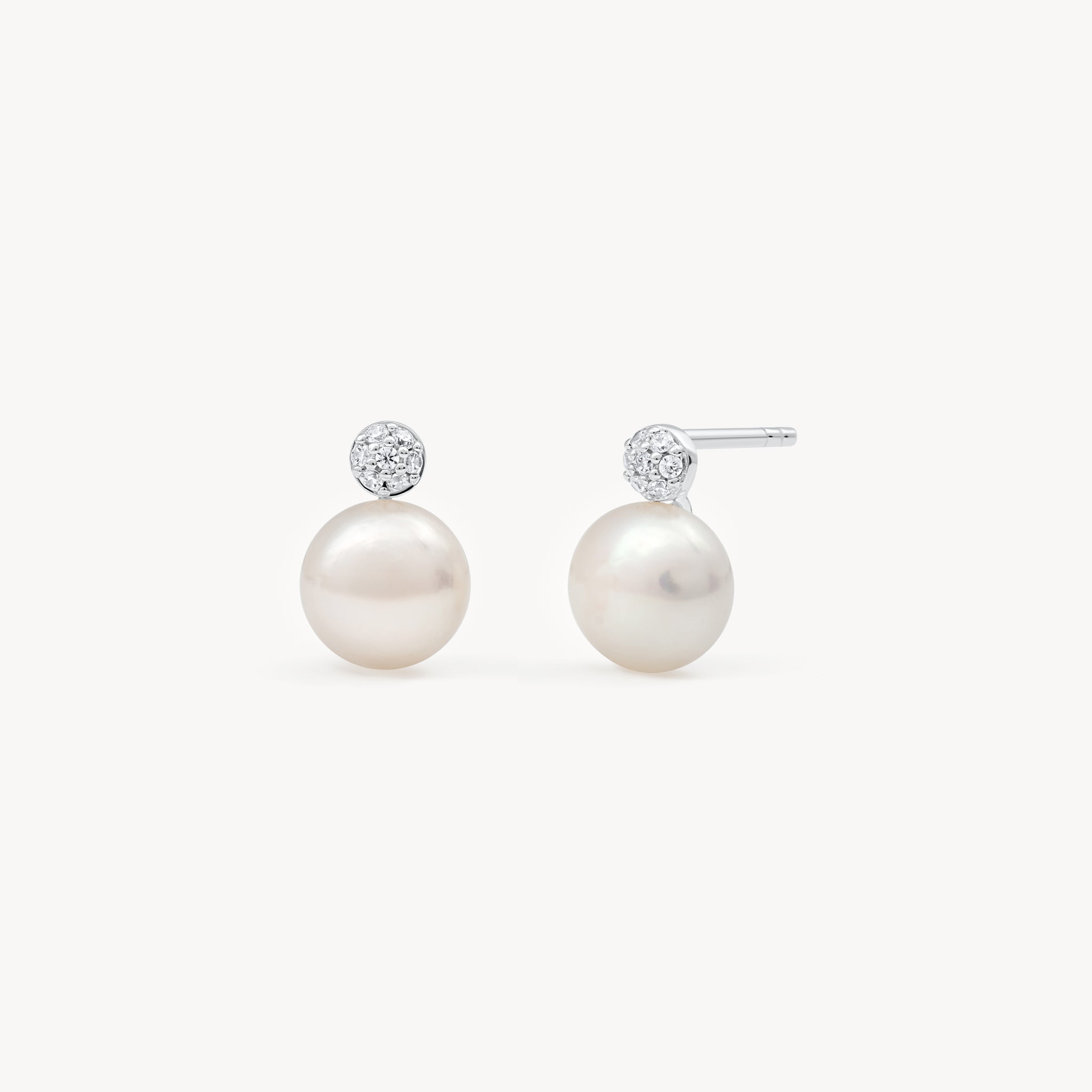 Accent Pearl Studs