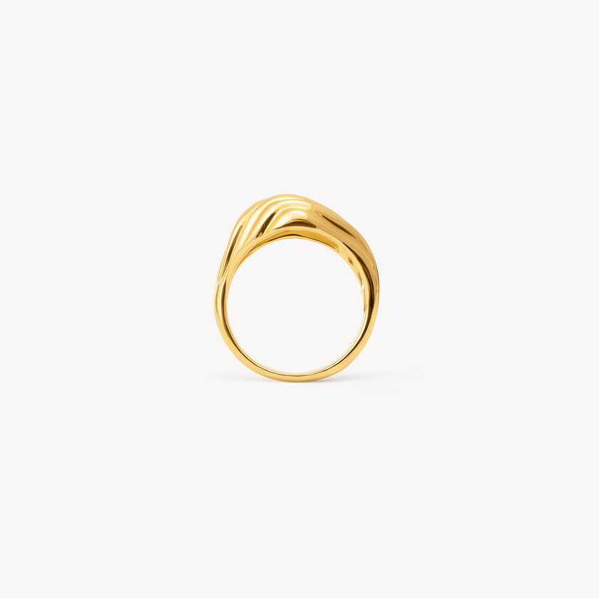 Gold Drift Ring Upright