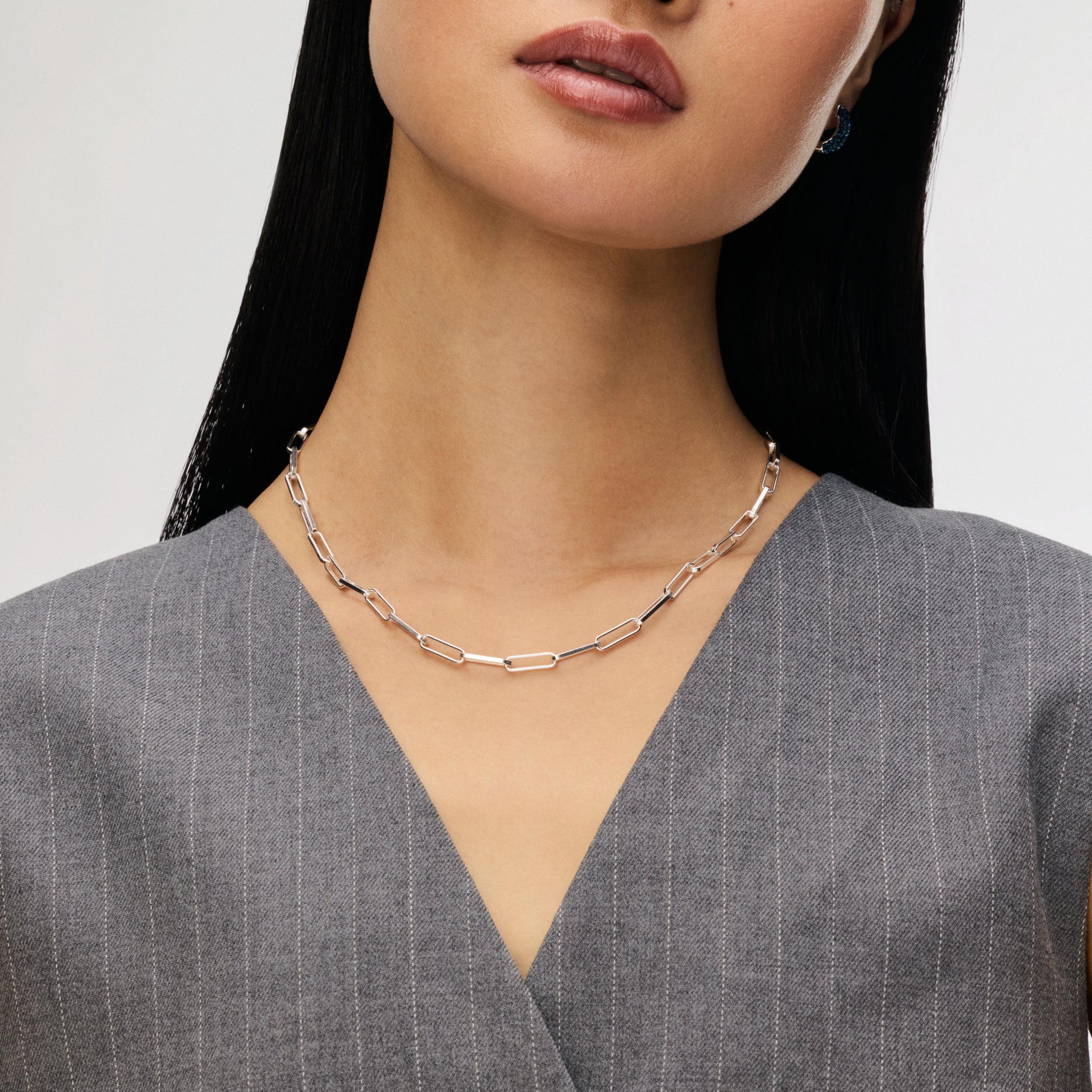 Era Chain Necklace in Silver on model