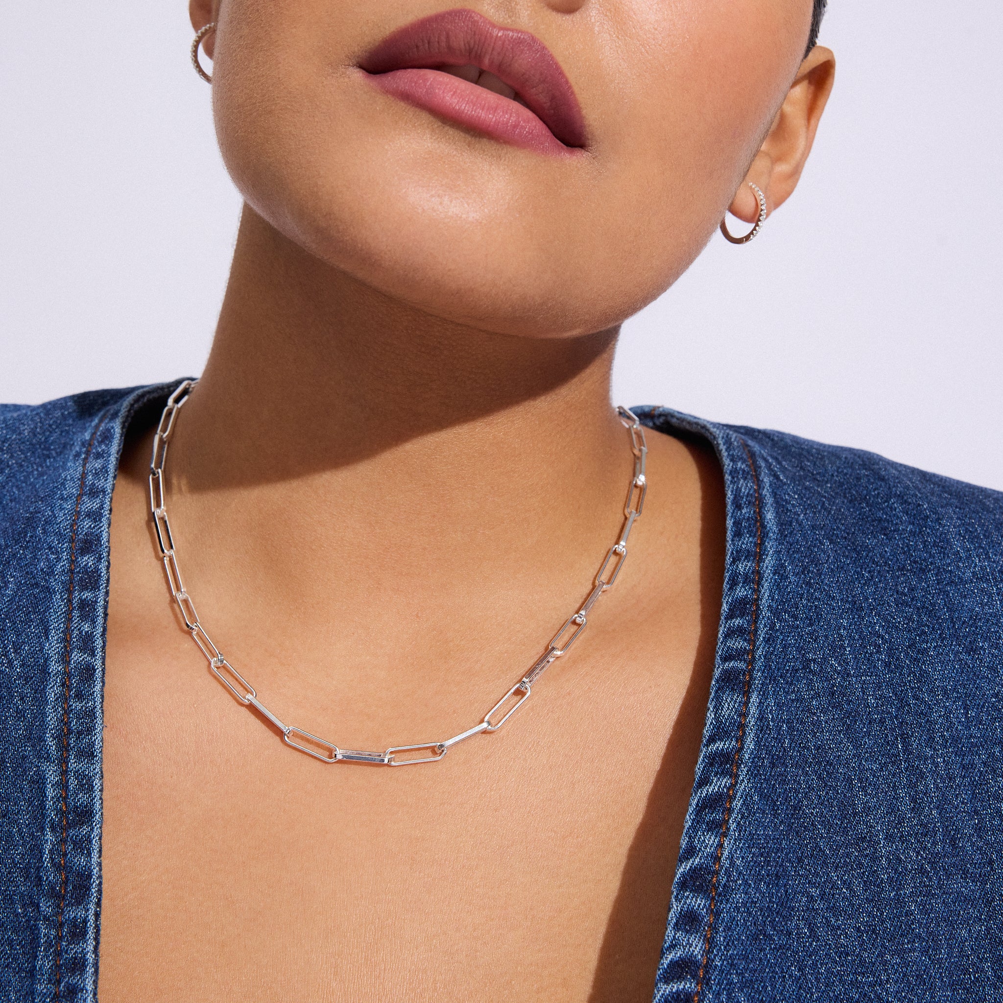 Era Chain Necklace in Silver on model