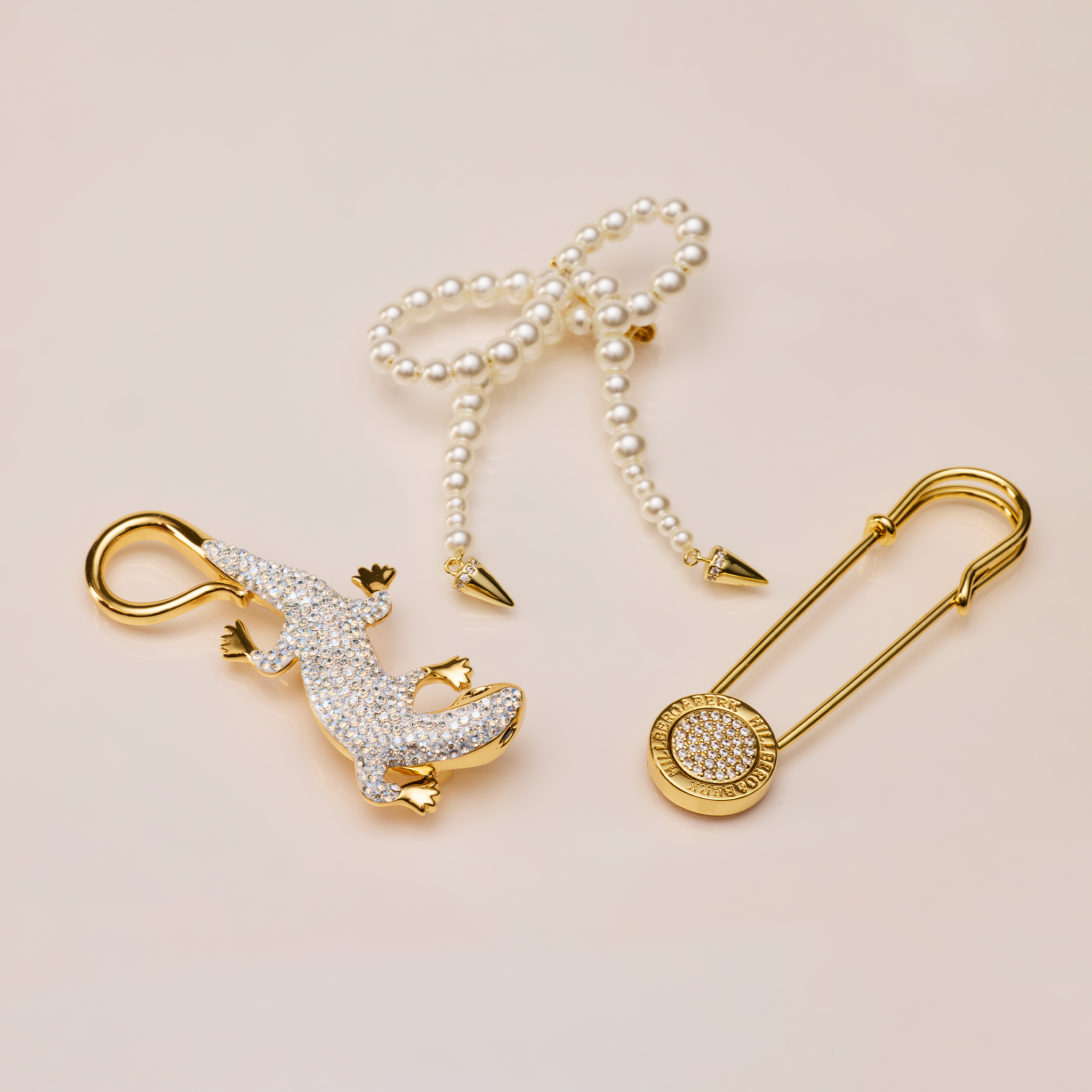 Brooches collection