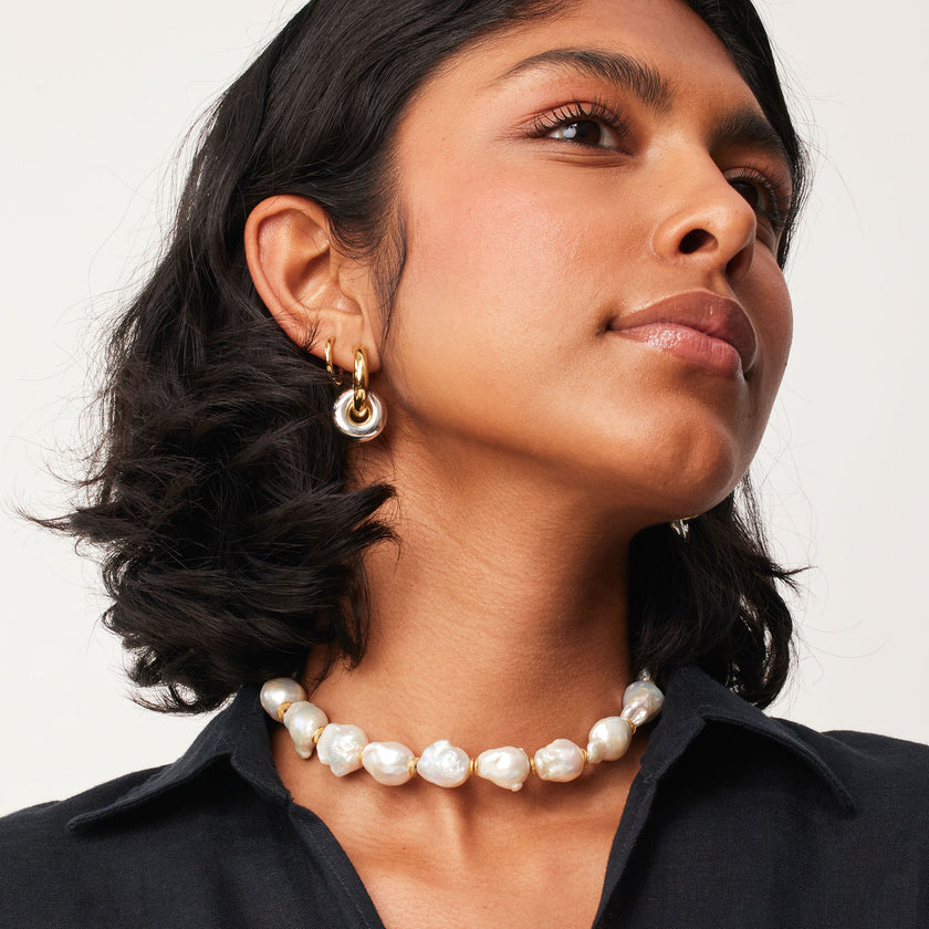 Long baroque sale pearl necklace