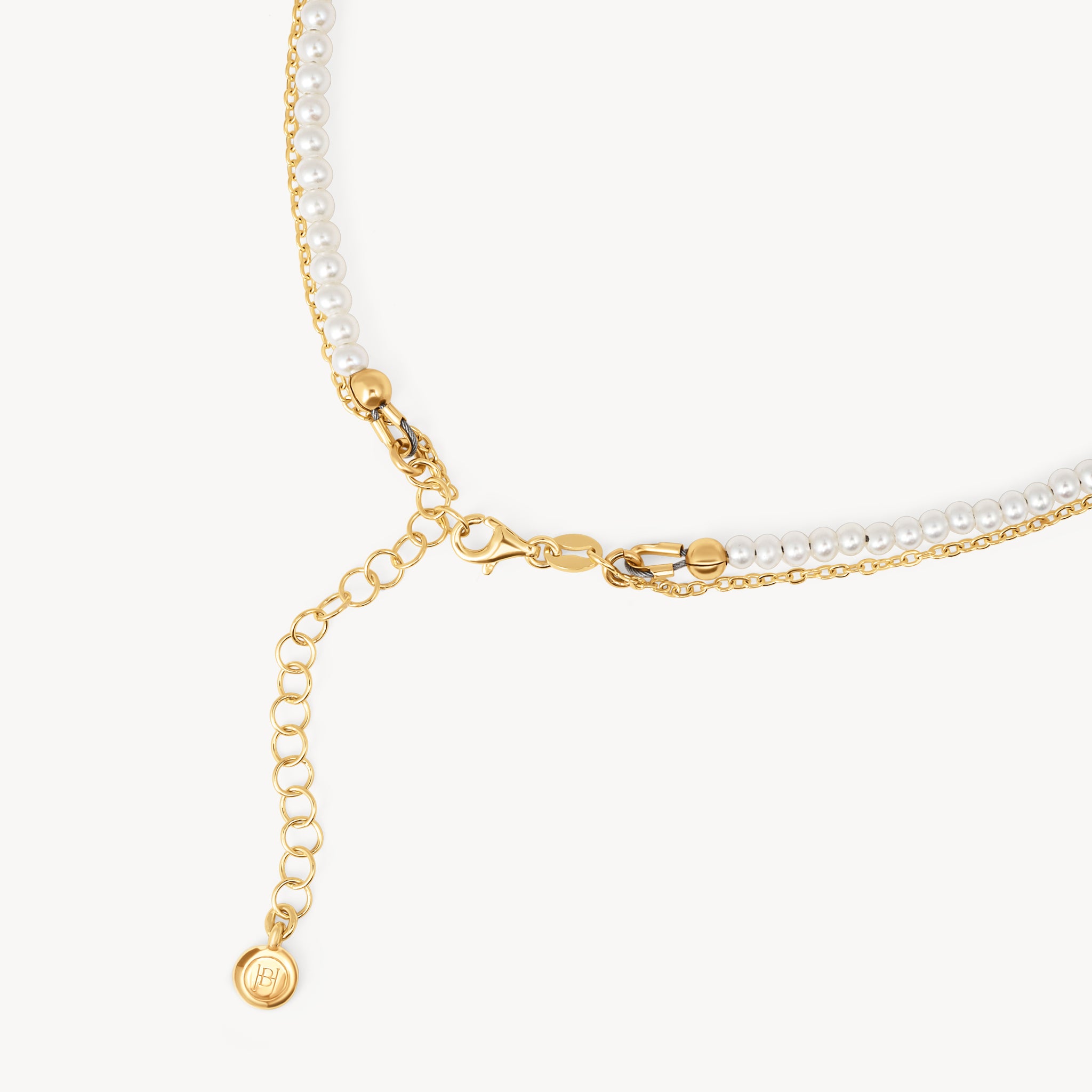 Pearl Layer Necklace closure
