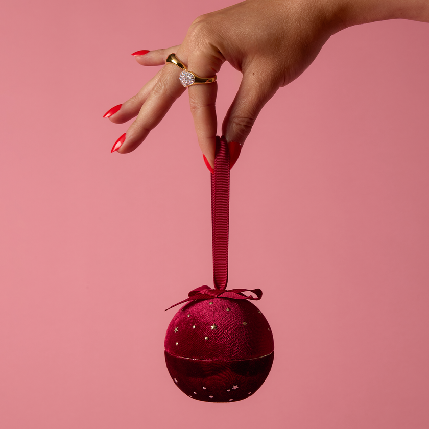 Velvet Ornament Gift Package hanging