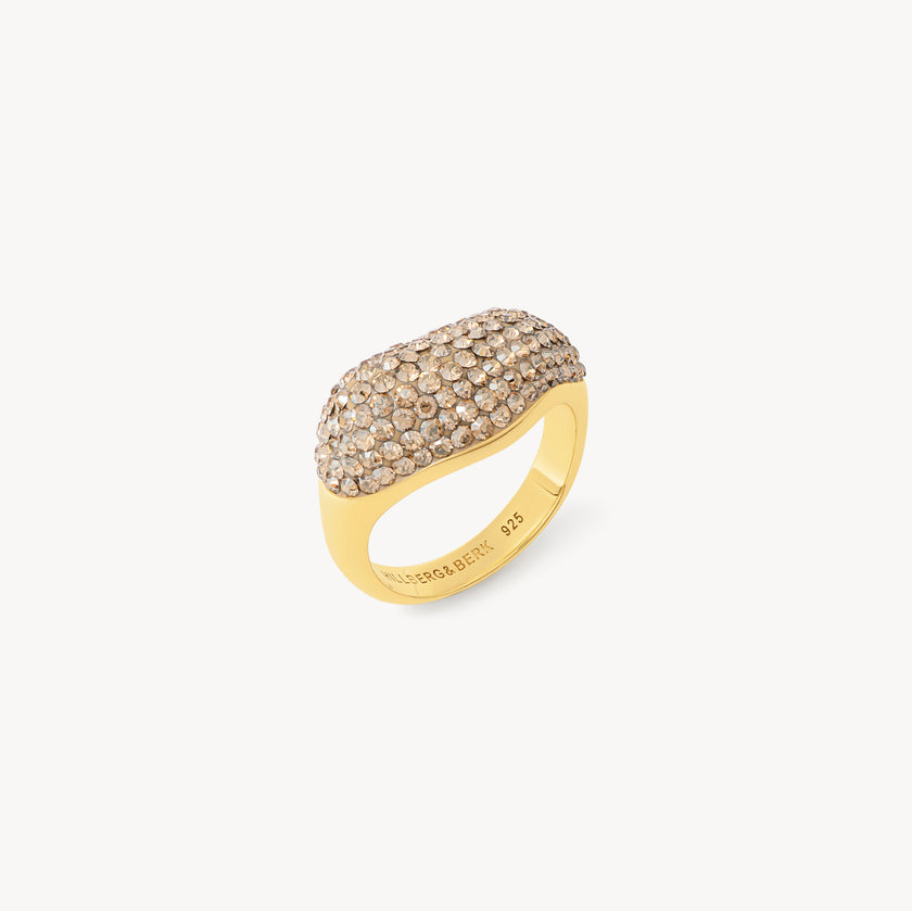 Soft Gold Sparkle Wave Ring