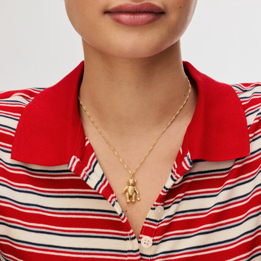 Singapore Slider Chain Necklace in Gold with Teddy Charm on model