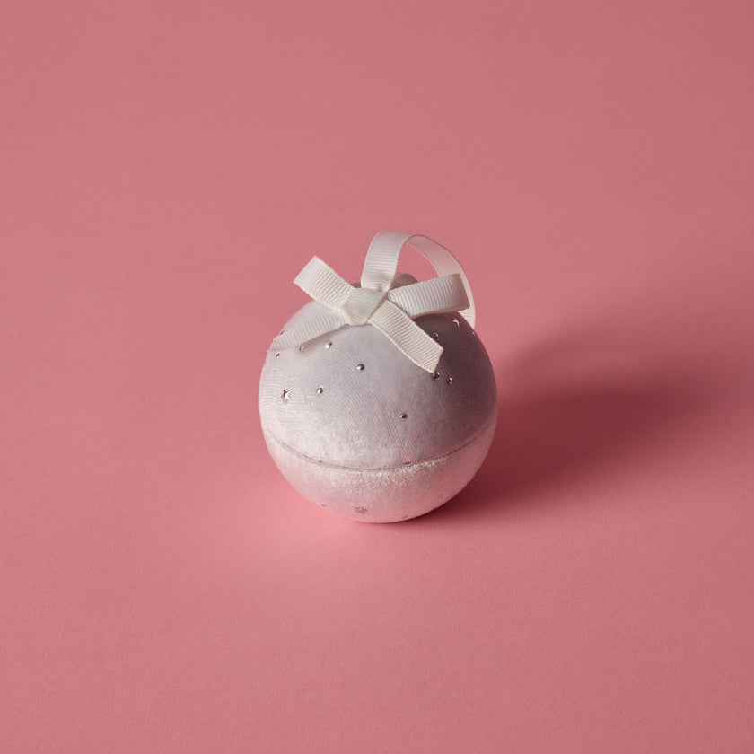 White Velvet Ornament Gift Package