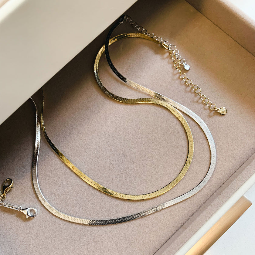 Thin Herringbone Necklace Chain Hillberg & Berk